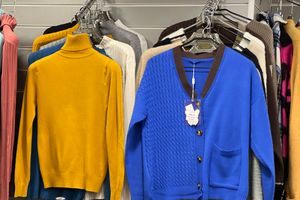 Где в Великих Луках купить подарки к Новому году (ФОТО)