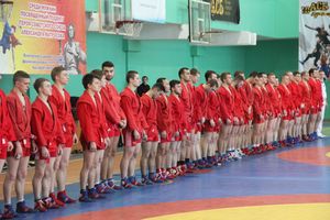 В Великих Луках - время жарких схваток