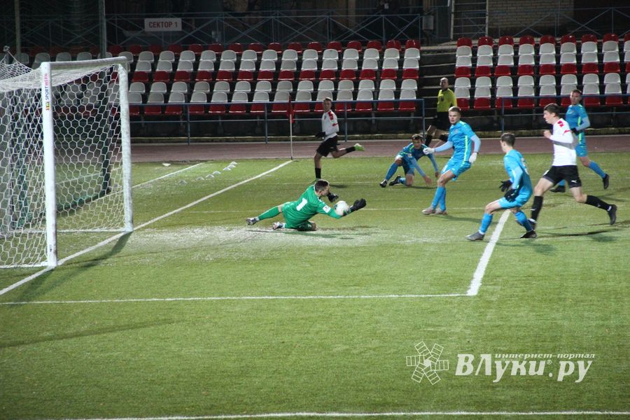 ФК «Луки-Энергия» одержал победу в домашнем матче с командой «Смоленск» (ФОТО)