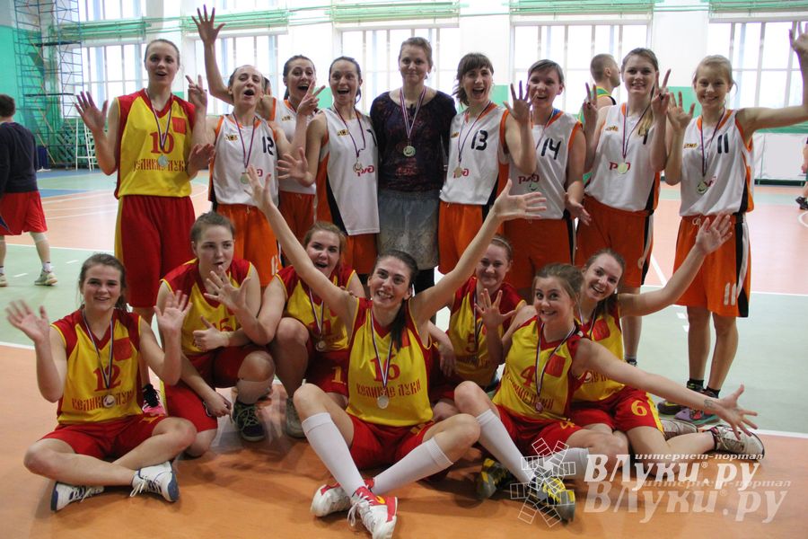 Команды ВЛГАФК стали лучшими на Чемпионате города по баскетболу (фото)