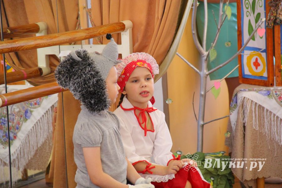 8 марта в саду 26