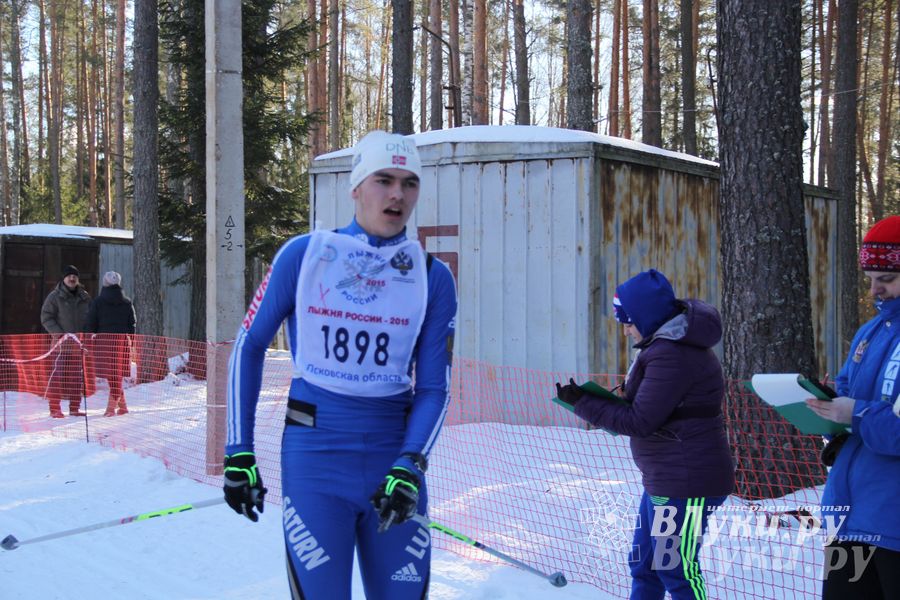 Всероссийская массовая лыжная гонка «Лыжня России 2015» состоялась в Великолукском районе (фото)
