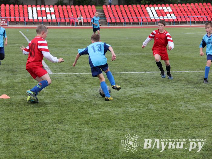 «Кожаный мяч» в Великих Луках