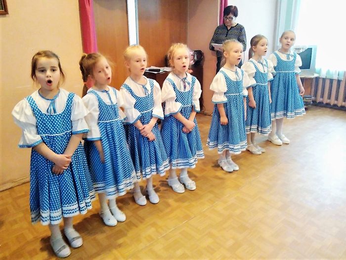 Воспитанники Детского сада №16 совместно с воспитателями устроили праздник «Доброты и уважения» (ФОТО)