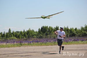 В Великих Луках прошел Фестиваль авиамодельного спорта (фото)
