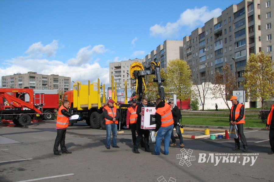 Международный конкурс профессионального мастерства «Лучший оператор гидроманипулятора – 2014»