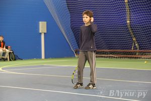 В Великих Луках прошло Первенство по большому теннису (фото)