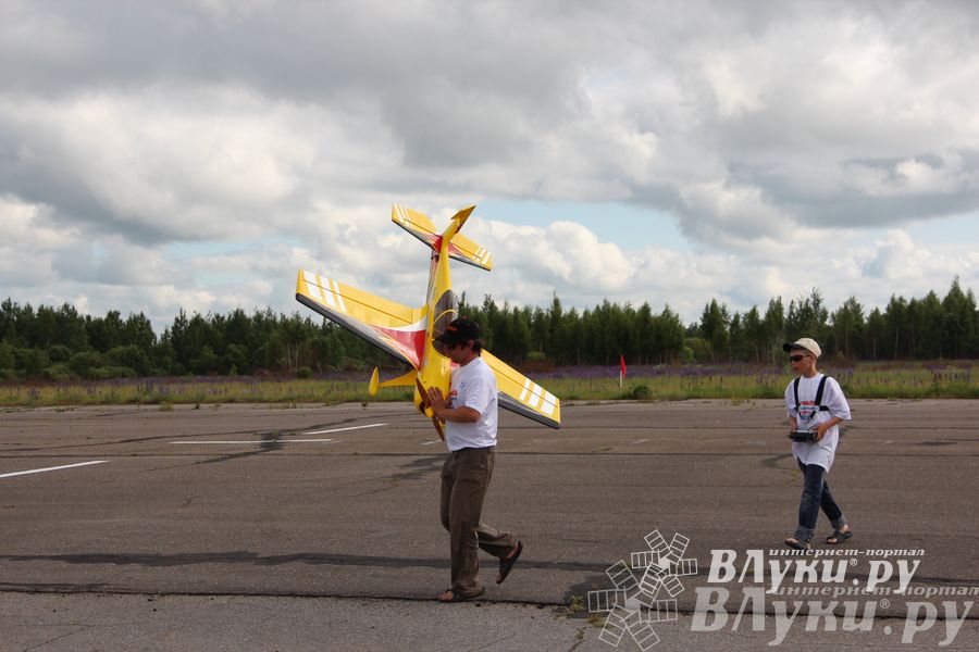 Фестиваль авиамодельного спорта России в Великих Луках