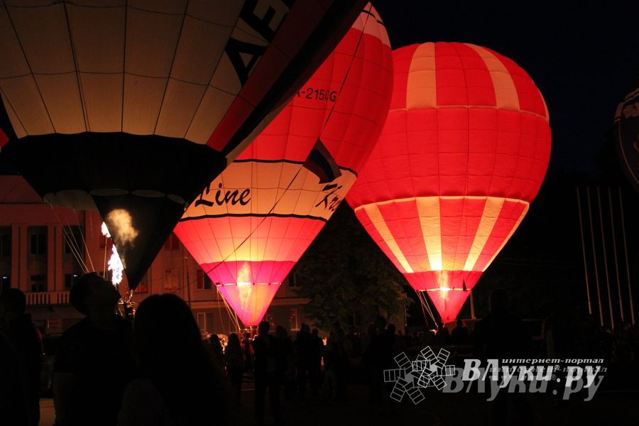 В Великих Луках отметили День России