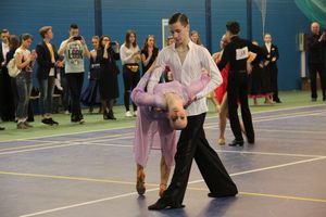 В Великих Луках прошел турнир по спортивным бальным танцам (ФОТО)