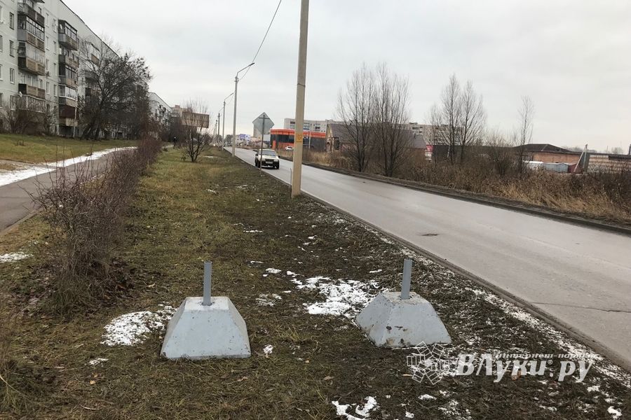 Мешавший обзору указатель на улице Гражданской исчез (ФОТО)