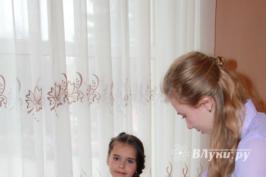 Фотосессия финалисток конкурса «Маленькая красавица Великие Луки 2014»