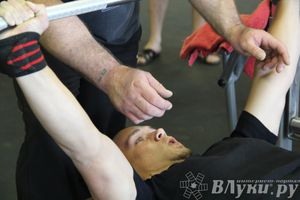 Народный жим в «С-Фитнес»