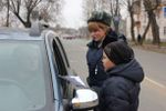 Великолукские водители получили письма-обращения от юных участников движения (фото)