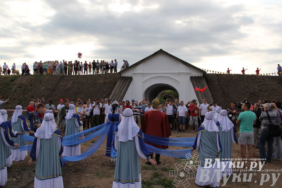 Открытие 19-й Международной встречи воздухоплавателей в Великих Луках