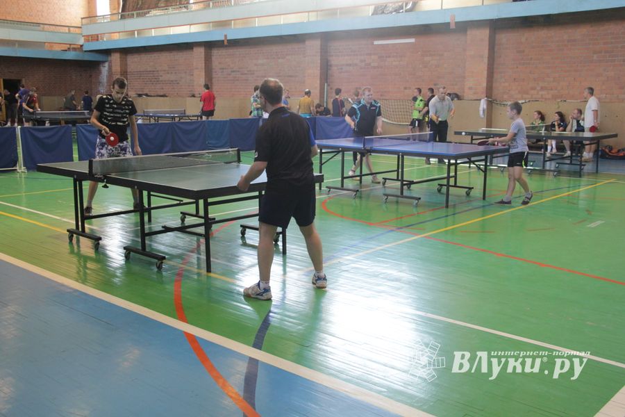 Турнир по настольному теннису в рамках празднования 850-летия Великих Лук (ФОТО)