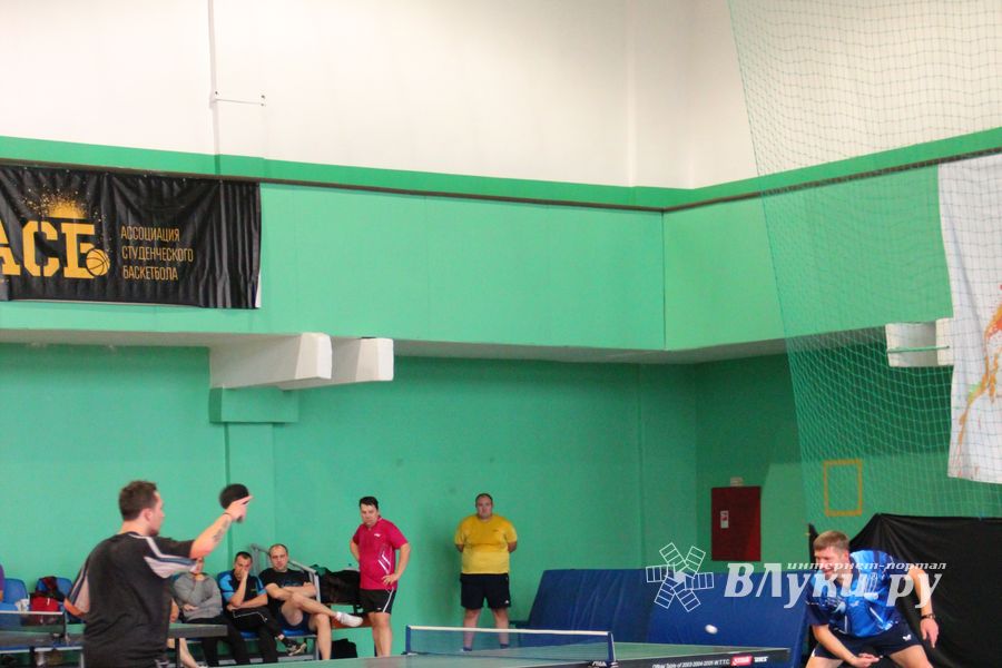 Настольный теннис