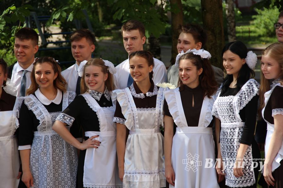 В школе №13 прошел «Последний звонок» (ФОТО)