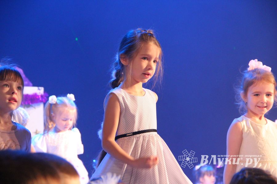 В ГДК им. Ленина встречают Новый год (ФОТО)