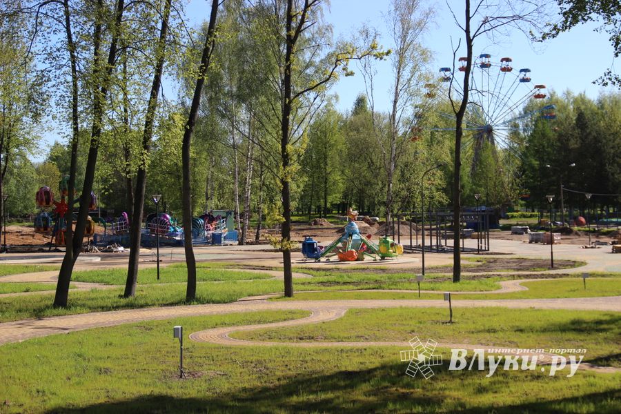 В парке культуры появляются новые аттракционы (ФОТО)