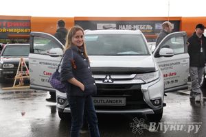 В Великих Луках прошла «Весенняя автоярмарка Великие Луки — 2015» (фото)