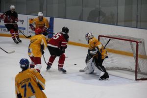 Хоккейные матчи чемпионатов города Великие Луки и Псковской области по хоккею прошли в СОК «Айсберг» (ФОТО)