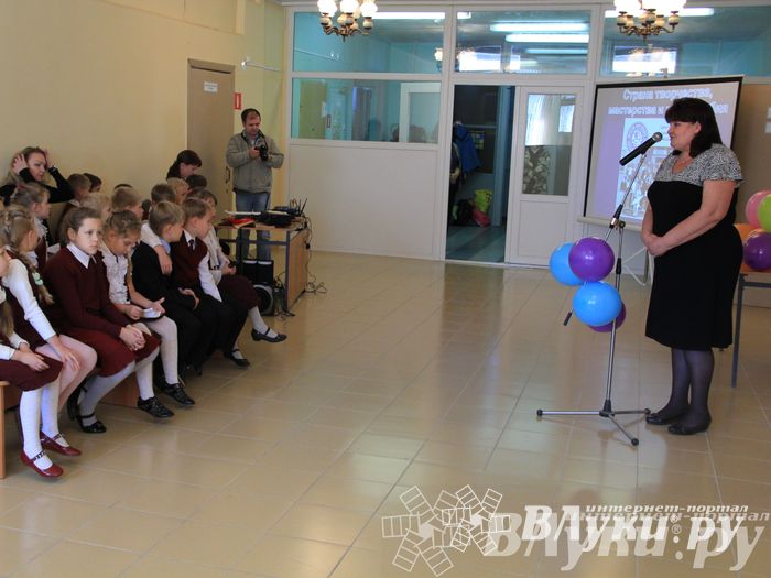 Великолукских лицеистов посвятили в «Маленькие мастера»