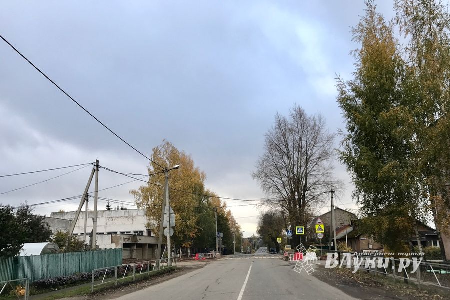 Перекрёсток улиц Дружбы и Глинки частично закрыт (ФОТО)