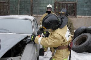 Соревнования по ликвидации последствий ДТП (фото)