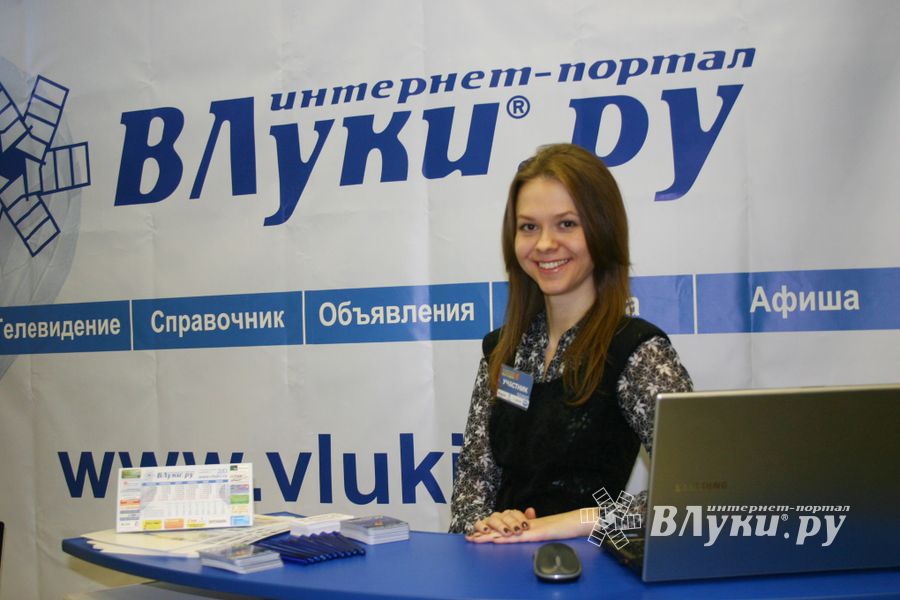 Великолукская универсальная выставка привлекла внимание множества великолучан