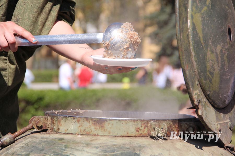 Великолучане отпраздновали День победы (ФОТО)