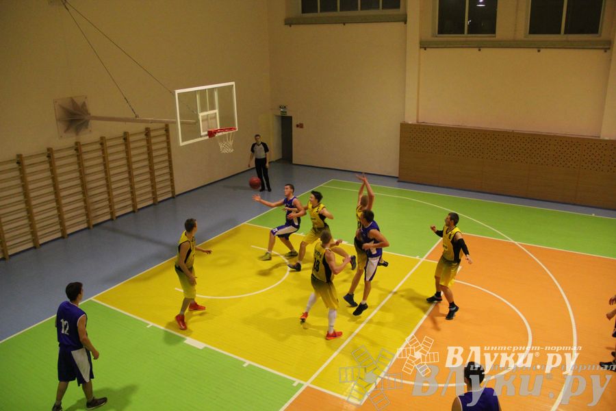 В Великих Луках проходят игры Чемпионата АСБ (фото)