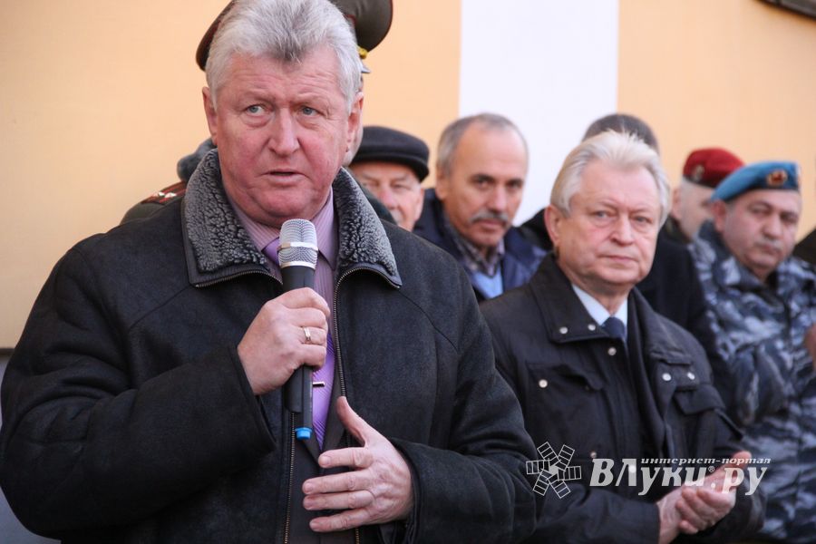 В школе №9 состоялось открытие мемориальной доски (фоторепортаж)