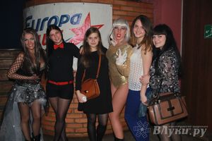 Радиостанции «Авторадио Великие Луки» и «Европа Плюс Великие Луки» отметили свой профессиональный праздник (фото)