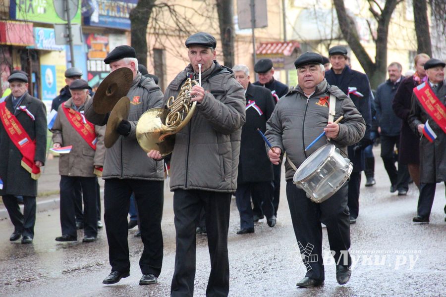 В Великих Луках отметили День народного единства (ФОТО)