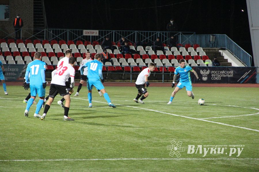 ФК «Луки-Энергия» одержал победу в домашнем матче с командой «Смоленск» (ФОТО)