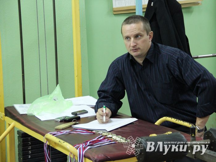 Открытый чемпионат  Великих Лук по тяжелой атлетике