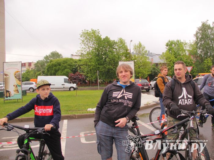 Зигзаг здоровья выполнили великолукские велосипедисты (ФОТО)