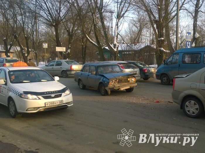 Фотофакт: ДТП на Гагарина