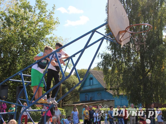 Большой спортивный праздник в Великих Луках (ФОТО)