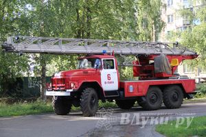 В Великих Луках в одной из квартир дома по проспекту Гагарина произошло возгорание (ФОТО)