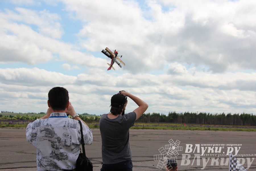 Фестиваль авиамодельного спорта России в Великих Луках