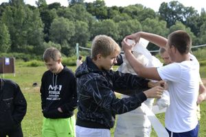 Прошла первая городская пляжная вечеринка «Выгуливаем КеДы»