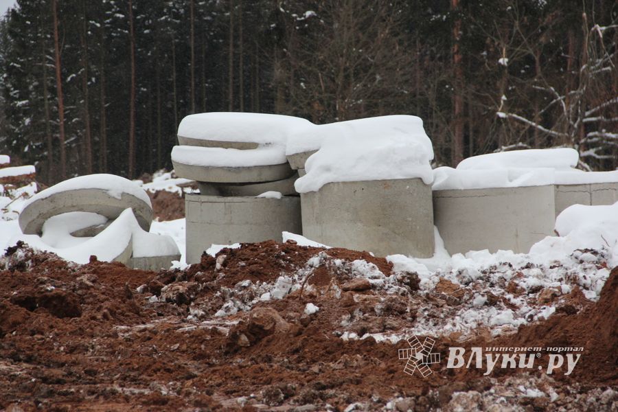 В Великих Луках ведется строительство центра по подготовке велосипедистов (ФОТО)