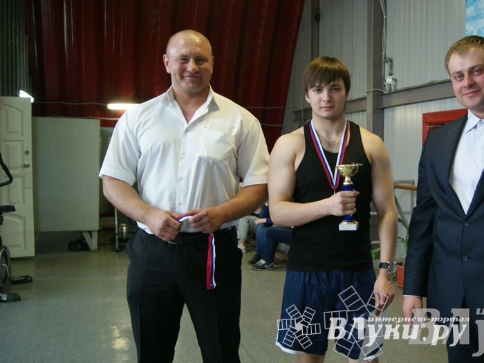 Соревнования по Русскому жиму штанги