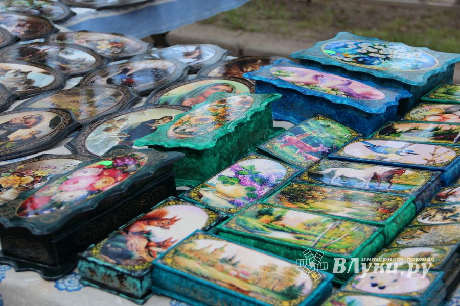 В Великих Луках прошла ярмарка «Весна - 2022» (ФОТО)