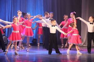 Юные артисты ГДК им. Ленина отметили «Мамин день» (ФОТО)