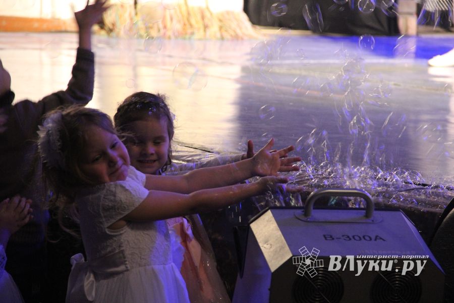 В ГДК им. Ленина встречают Новый год (ФОТО)