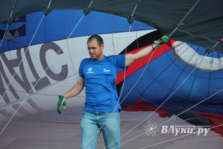 22-я Международная встреча воздухоплавателей завершилась традиционным ночным свечением аэростатов (ФОТО)