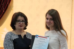 В Великих Луках наградили самых умных школьников 